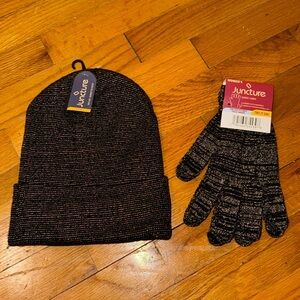 NWT Juncture women’s 2 piece winter bundle toboggan hat cap gloves black silver